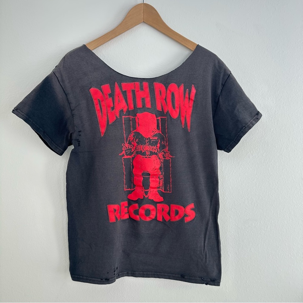 Death Row Records Destroyed Off-the-Shoulder T-shirt
